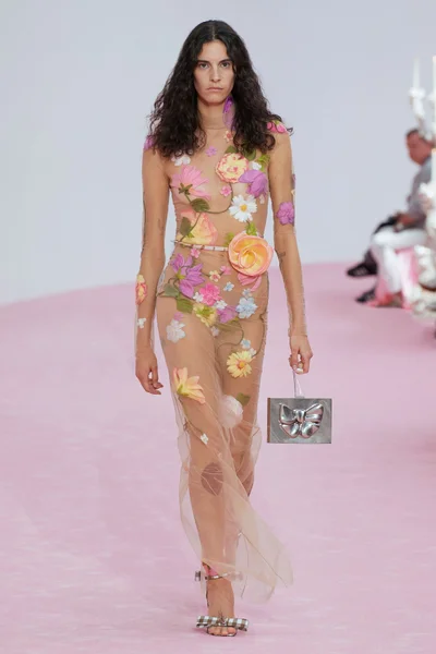 Look 9